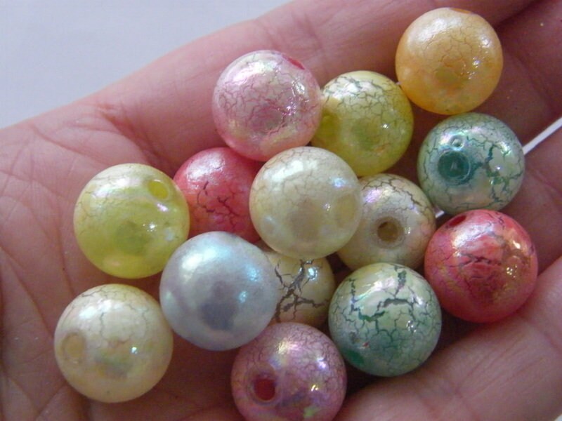 40 Crackle beads 14mm random mixed acrylic BB621 - SALE 50% OFF