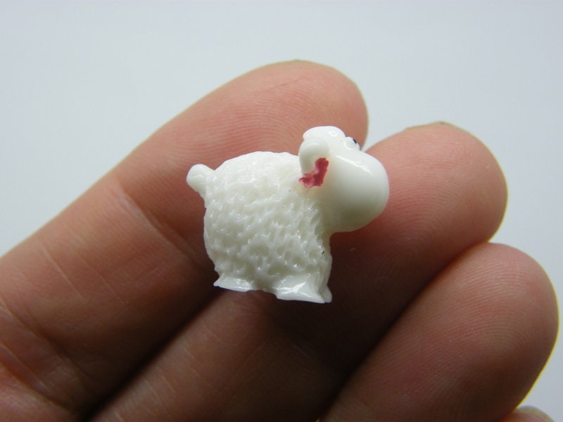 8 Sheep embellishment miniature resin A74