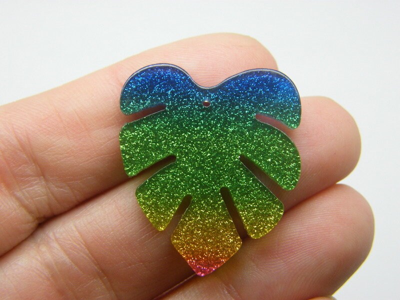 4 Leaf pendants rainbow resin L339