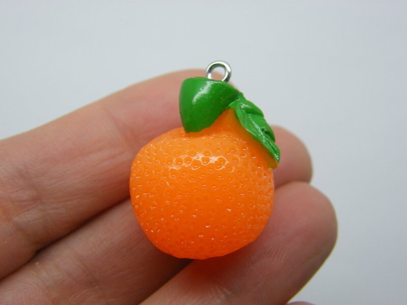8 Orange fruit pendants orange green resin silver screw bails FD547