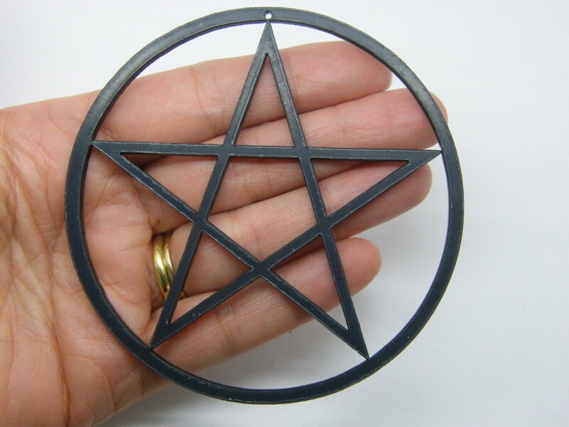 1 pentagram pendant black acrylic tone HC333