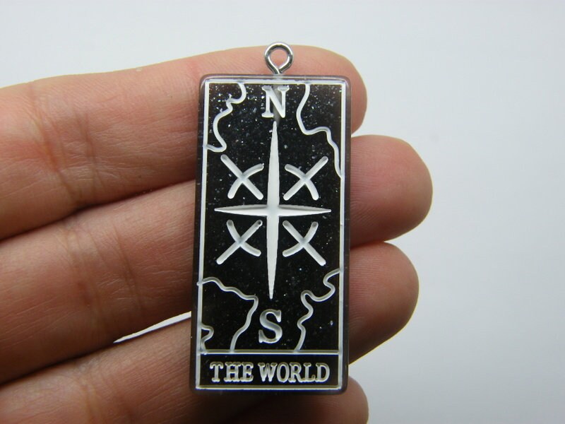 1 The world tarot reading card pendant black white glitter dust resin HC383