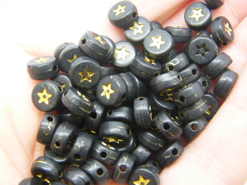 100 Star beads black gold acrylic AB175  - SALE 50% OFF