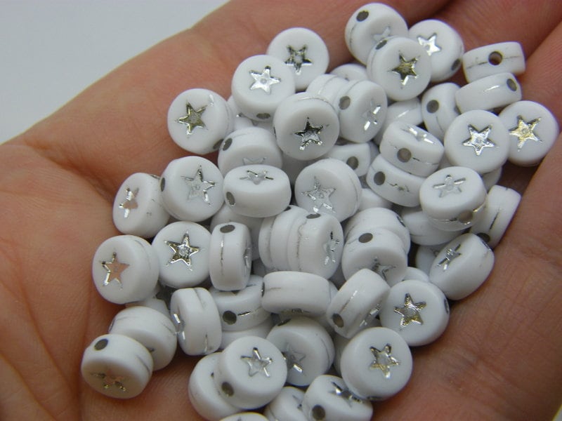100 Star beads white silver acrylic AB177  - SALE 50% OFF