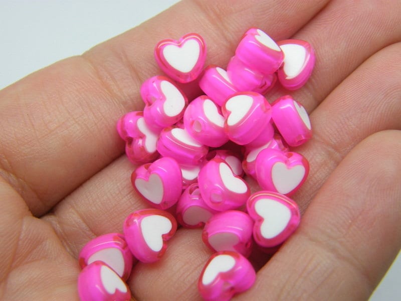100 heart beads fuchsia pink white acrylic AB300