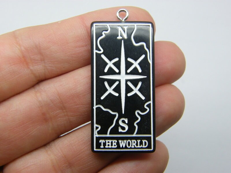 1 The world tarot reading card pendant black white resin HC382