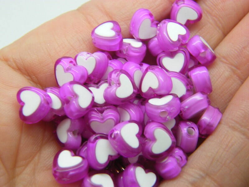 100 heart beads fuchsia  white acrylic AB313