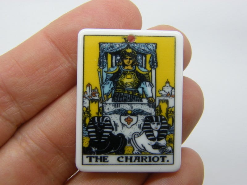 1 The chariot tarot reading card pendant resin HC412