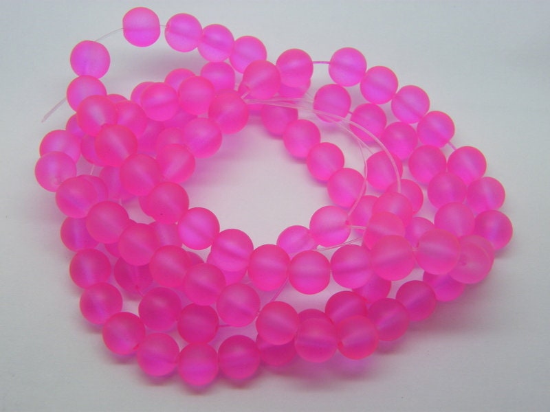 95 Bright pink beads 8mm frosted glass B222