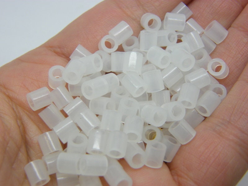 200 White beads cylinder 5 x 5mm acrylic BB776  - SALE 50% OFF