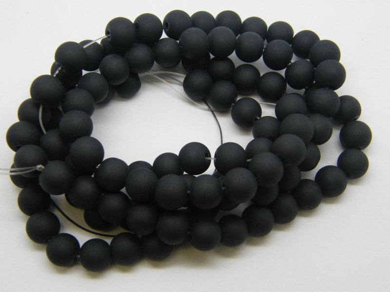 95 Black beads 8mm frosted glass B240