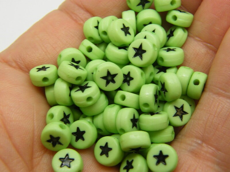 100 Star beads green black acrylic AB370  - SALE 50% OFF