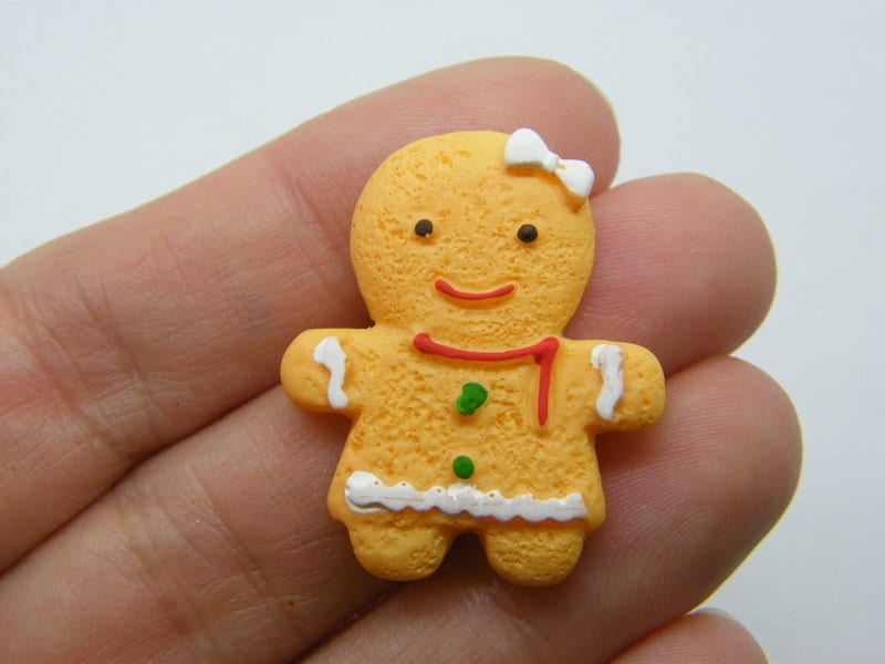 8 Gingerbread woman embellishment cabochon resin CT87