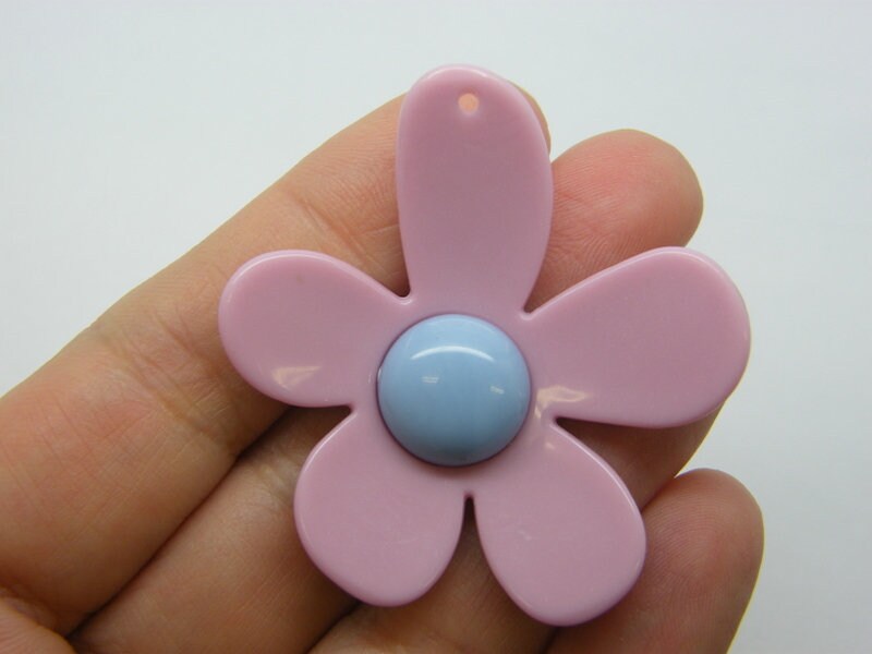 4 Flower pendants rose pink blue resin F15