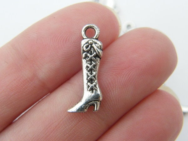 10 Boot charms antique silver tone CA189