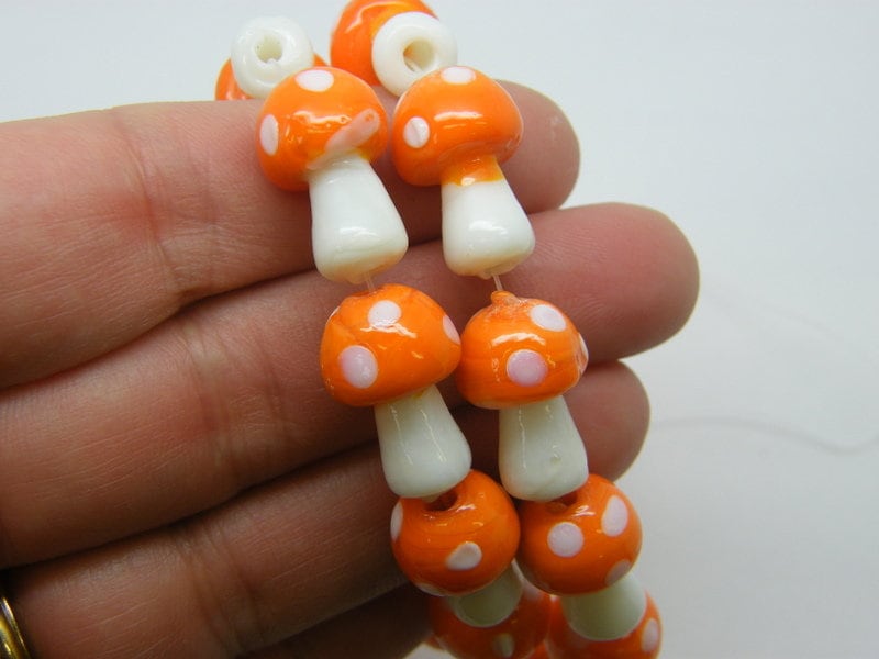 18 Mushroom beads orange and white glass B179