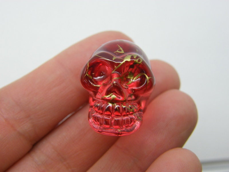 1 Skull embellishment miniature  glass HC549
