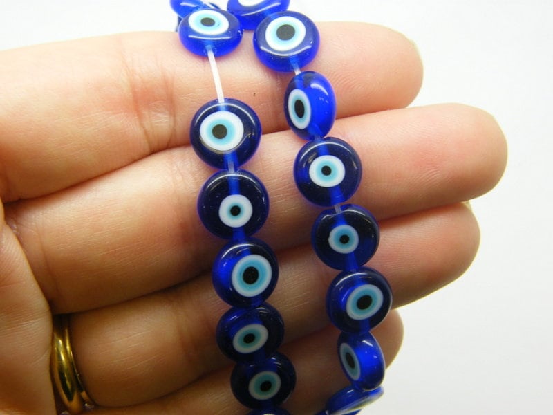 38 Evil eye 10mm beads royal blue lamp work glass B269
