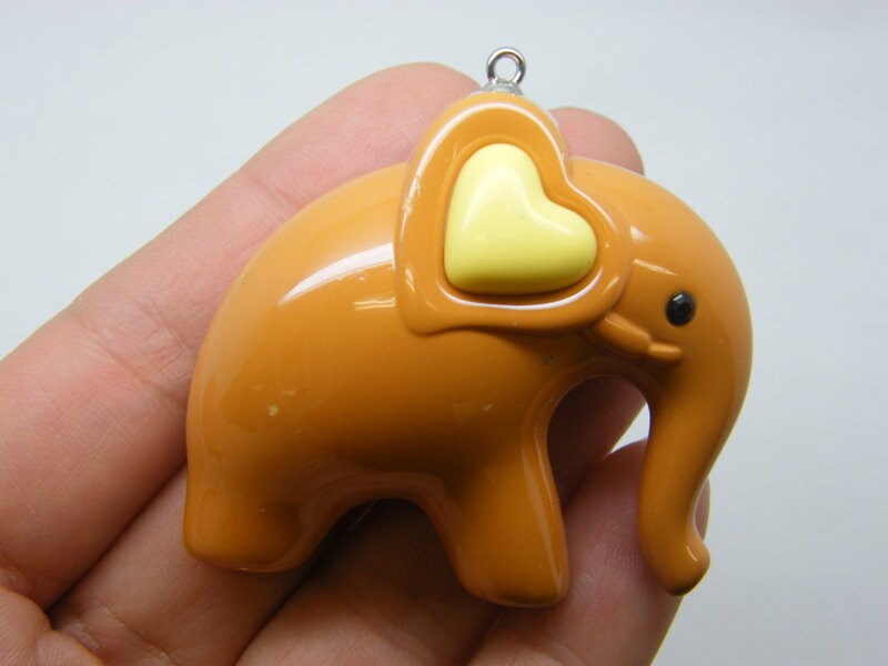 1 Elephant pendant imitation jelly golden acrylic A230