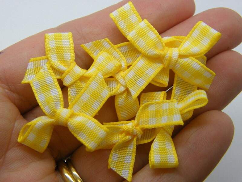 50 Gingham  ribbon bows yellow white material FS