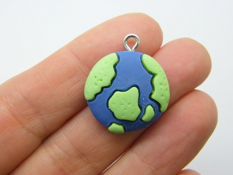 2 The world globe map pendants blue green resin WT49