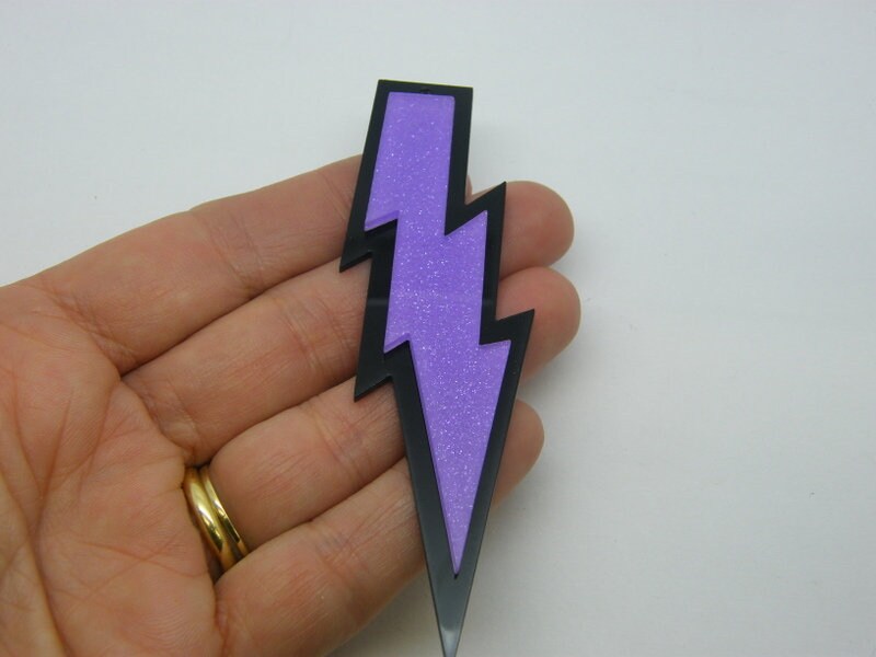 1 Lightning pendant lilac purple on black resin S288