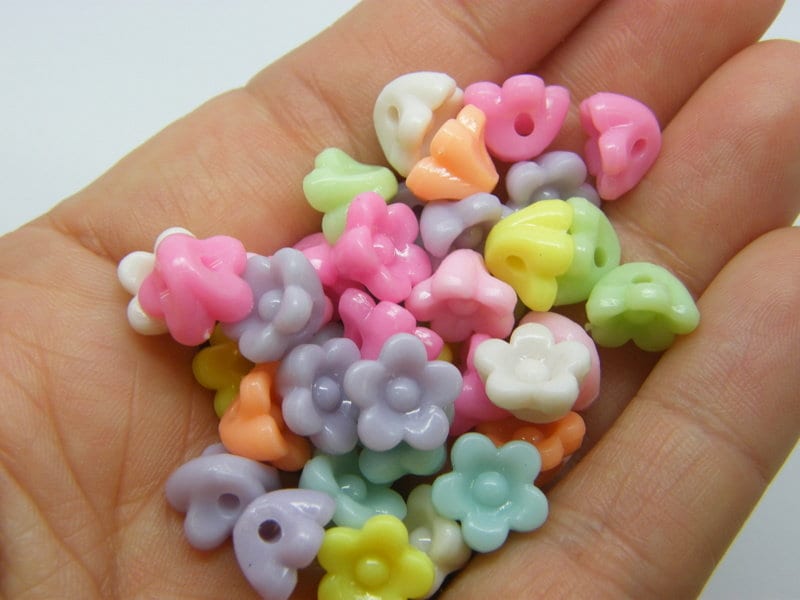 100 Flower beads random mixed acrylic BB432  - SALE 50% OFF