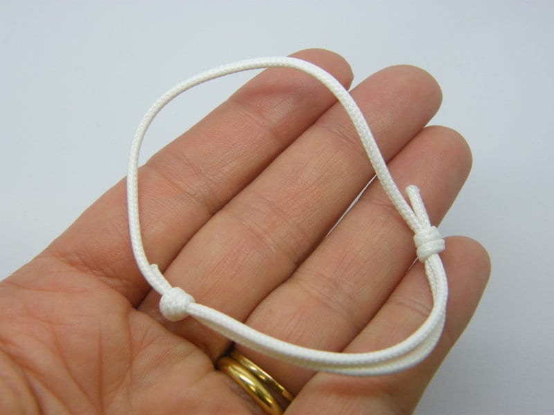 8  Waxed cord knot white bracelet 03