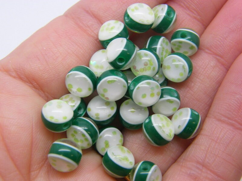 100 Green and white  stripe glitter bead 8mm resin AB448 - SALE 50% OFF