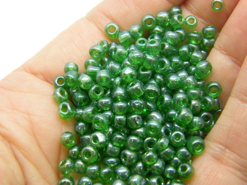 400 Green seed AB beads 4mm glass SB107