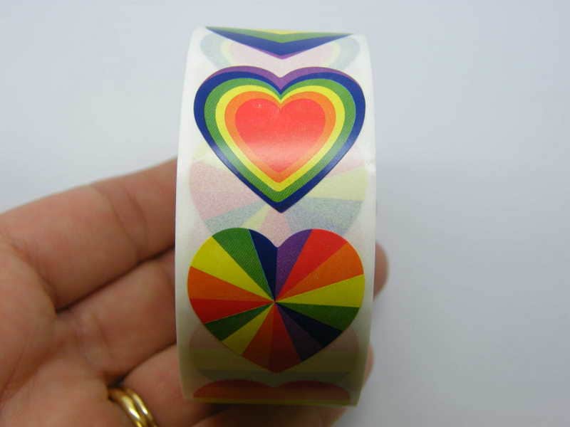 1 Roll 500 rainbow heart pattern random stickers A06