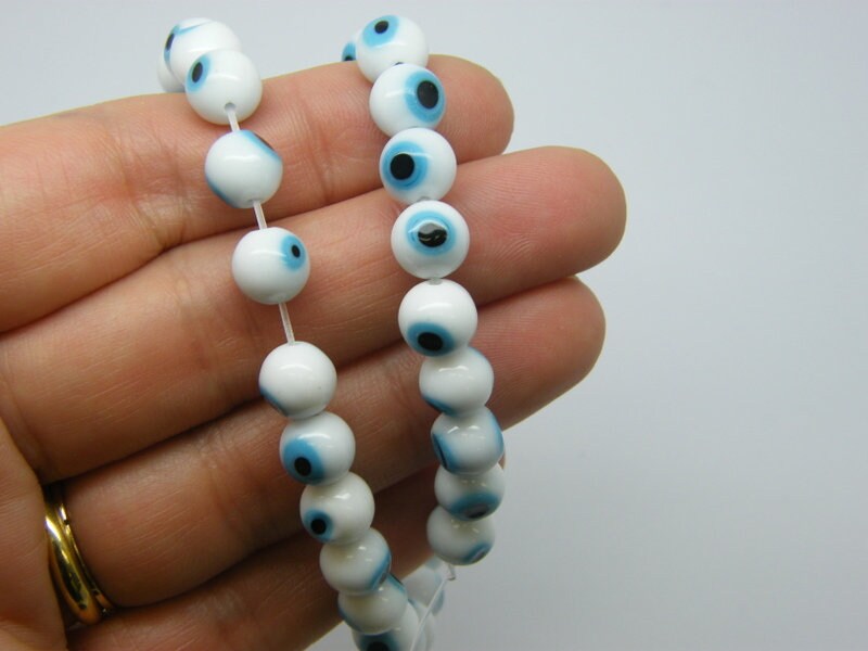 46 Evil eye beads round white blue black 8mm glass B127