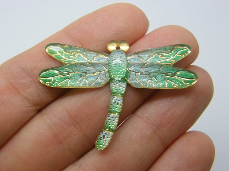 8 Dragonfly pendants green acrylic A689