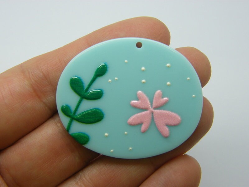 4 Flowers pendants pink green blue resin F569