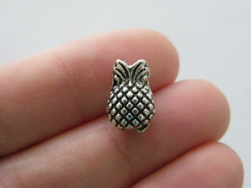 12 Pineapple beads antique silver tone FD251