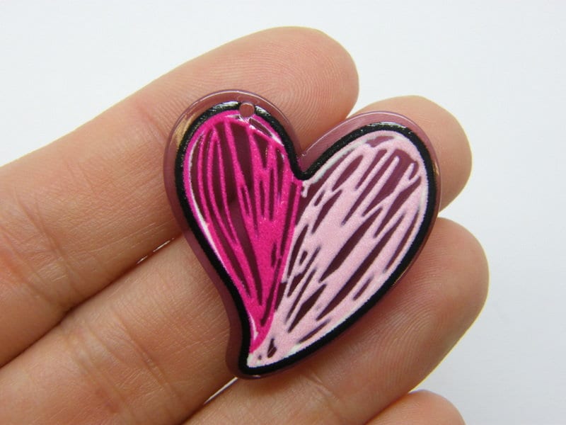 8 Super cute 4 Heart pendants black fuchsia pink acrylic H297