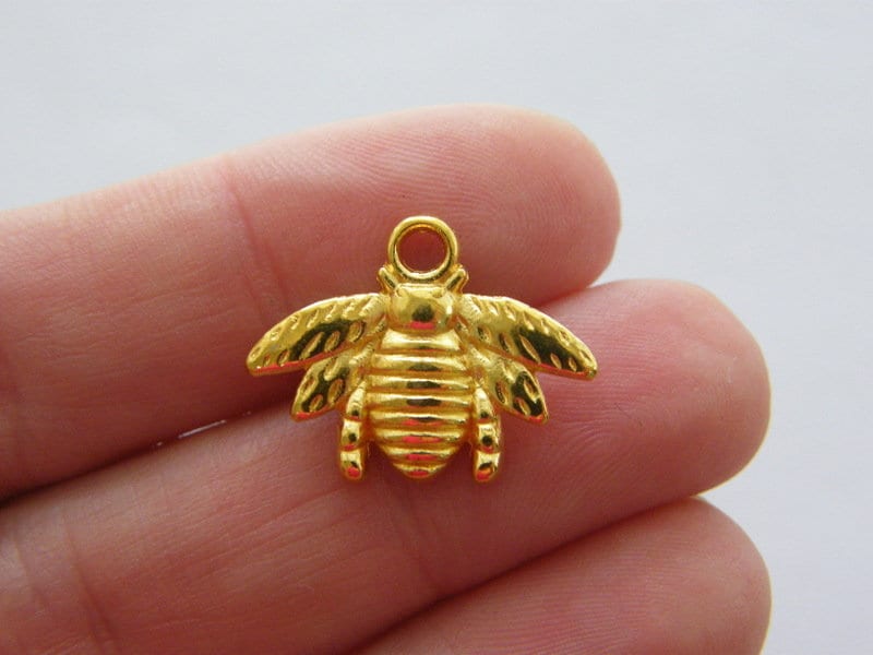 10 Bee charms bright gold plated tone A666