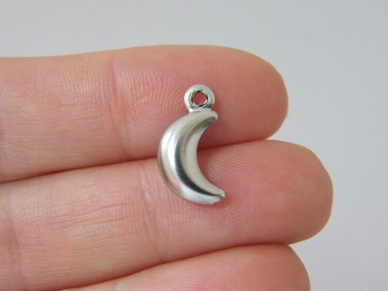6 Moon charms stainless steel M117