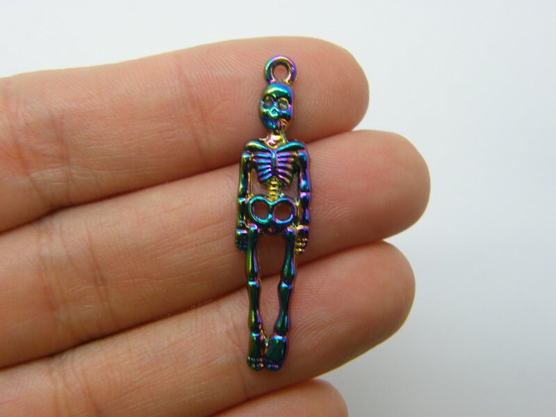 2 Skeleton pendants multi colour HC553
