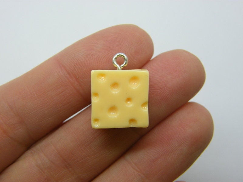 4 Cheese charms yellow resin FD752