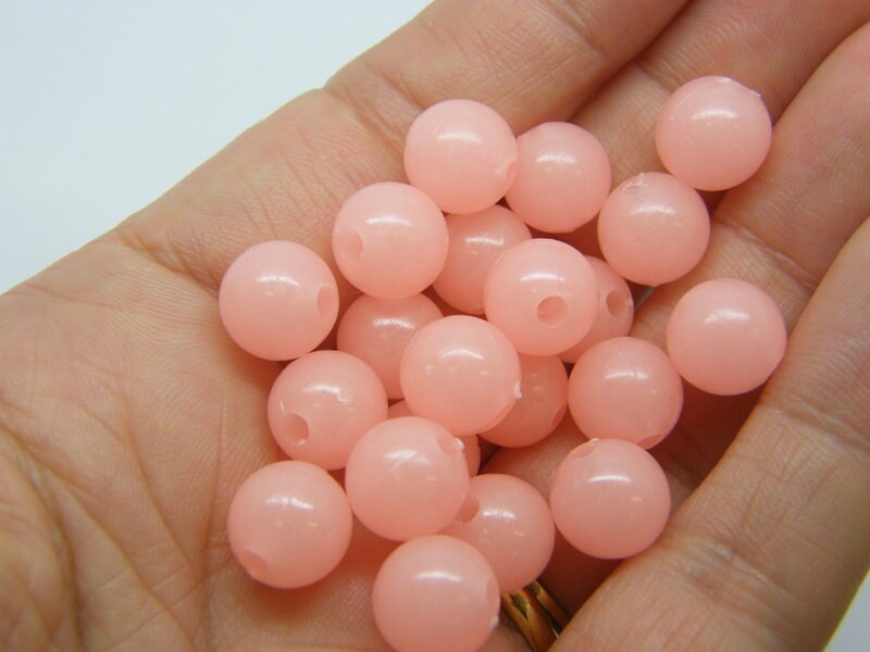 50 Glow in the dark round beads 10mm pink acrylic BB366 - SALE 50% OFF
