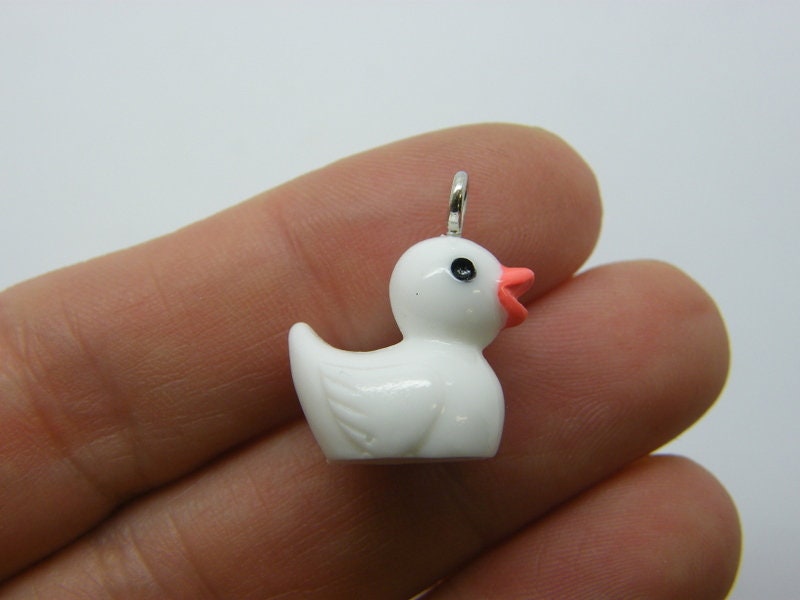 4 Rubber duck charms white resin B144