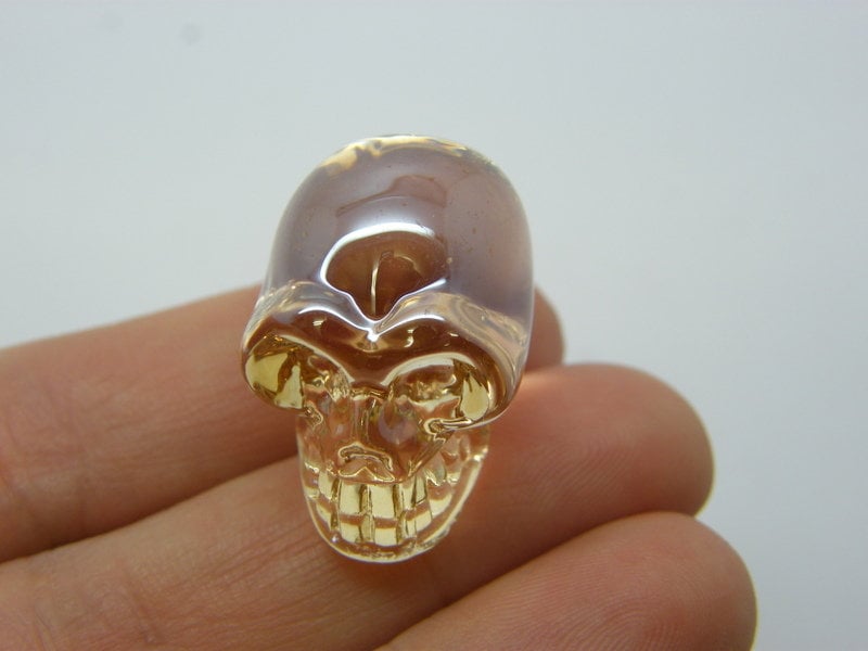 1 Skull embellishment miniature  glass HC66