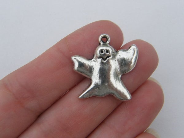 6 Ghost charms antique silver tone HC147