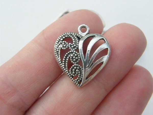 6 Heart pendants antique silver tone H30