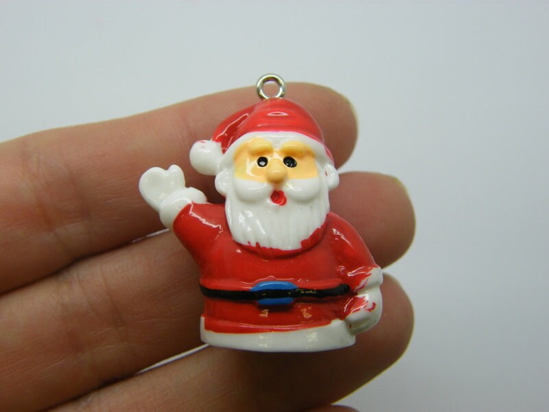 4 Father Christmas Santa pendants red white resin CT289
