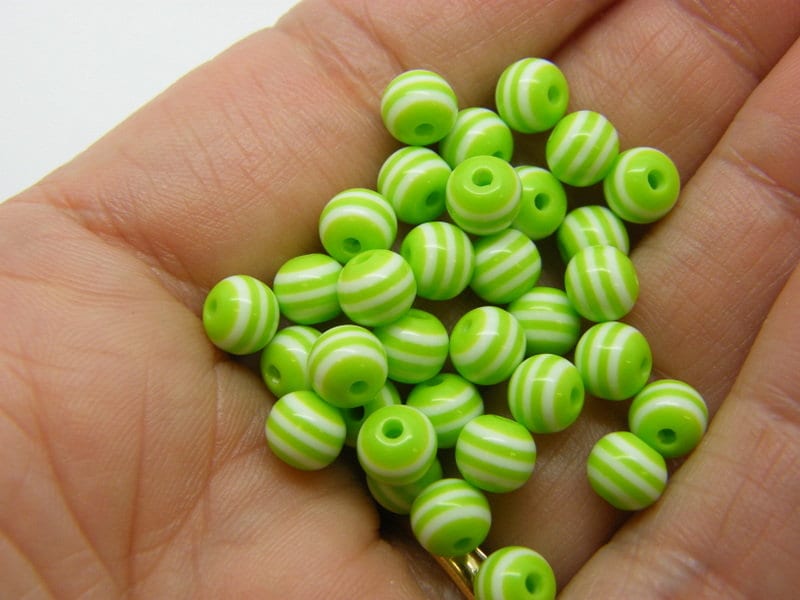 100 Green white striped beads 6mm resin AB594