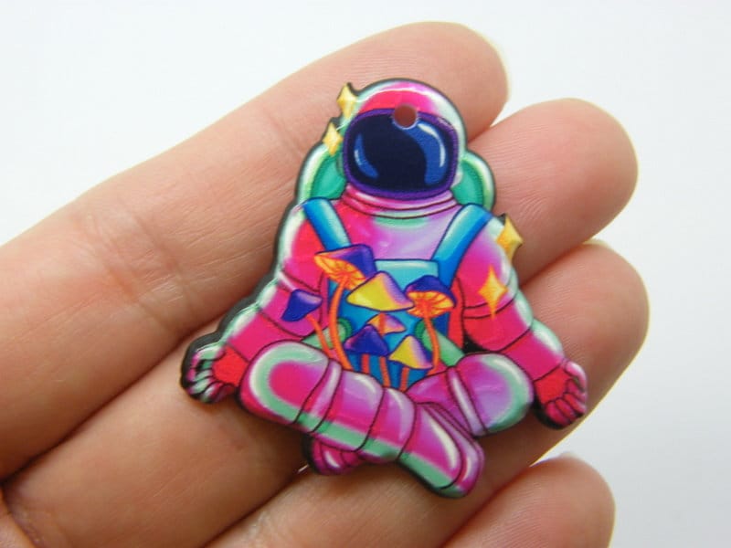 2 Astronaut pendants acrylic P244