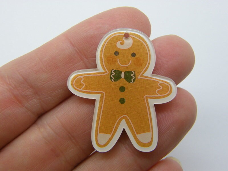 4 Gingerbread man pendants brown white acrylic CT109