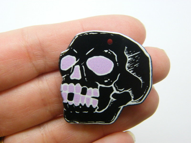 2  Skull pendant black white pink acrylic HC765